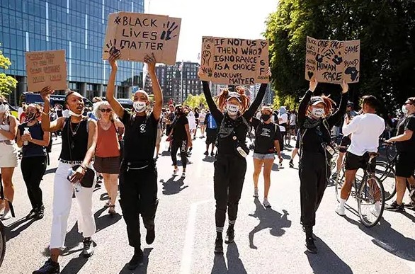 Protestan en Londres por la muerte de George Floyd