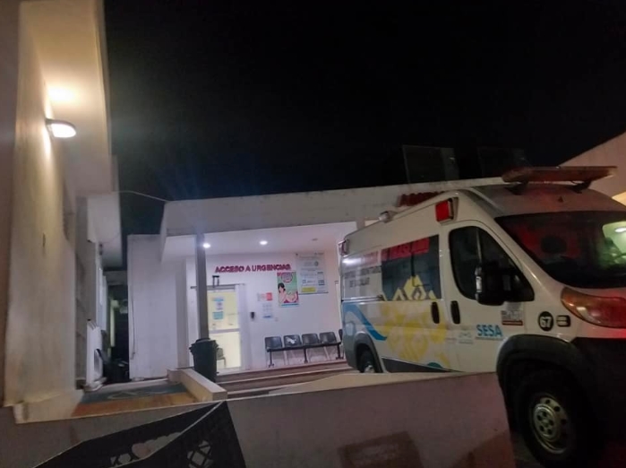 Hombre pide auxilio tras presuntamente ser baleado por policías de Cancún