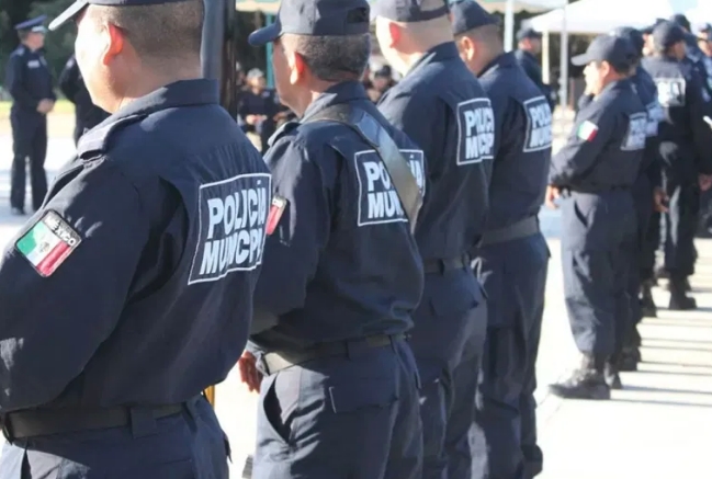 Persecución deja tres detenidos con armas de fuego en Chetumal