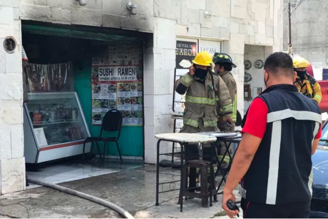 Se incendia local de comida japonesa en la SM 26 de Cancún