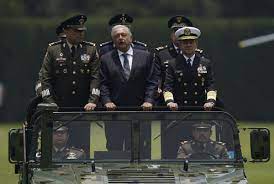 México: polémica por negativa de jefe militar a comparecer