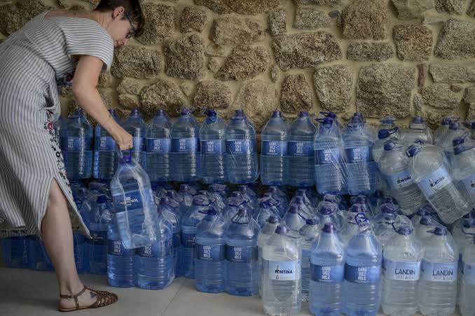 Singapur, país con el mayor consumo de agua embotellada en el mundo