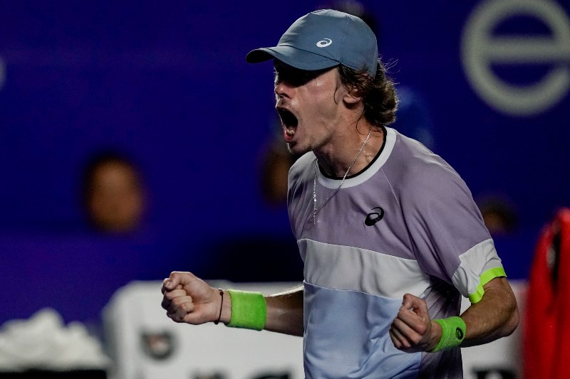 Alex de Miñaur se corona en el Abierto Mexicano de Tenis