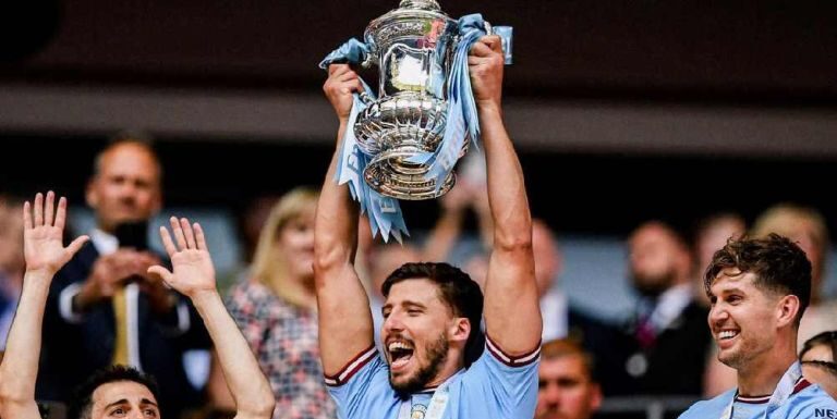 "¡Descubre el paraíso secreto donde Rubén Dias, la estrella del Manchester City, elige pasar sus merecidas vacaciones!