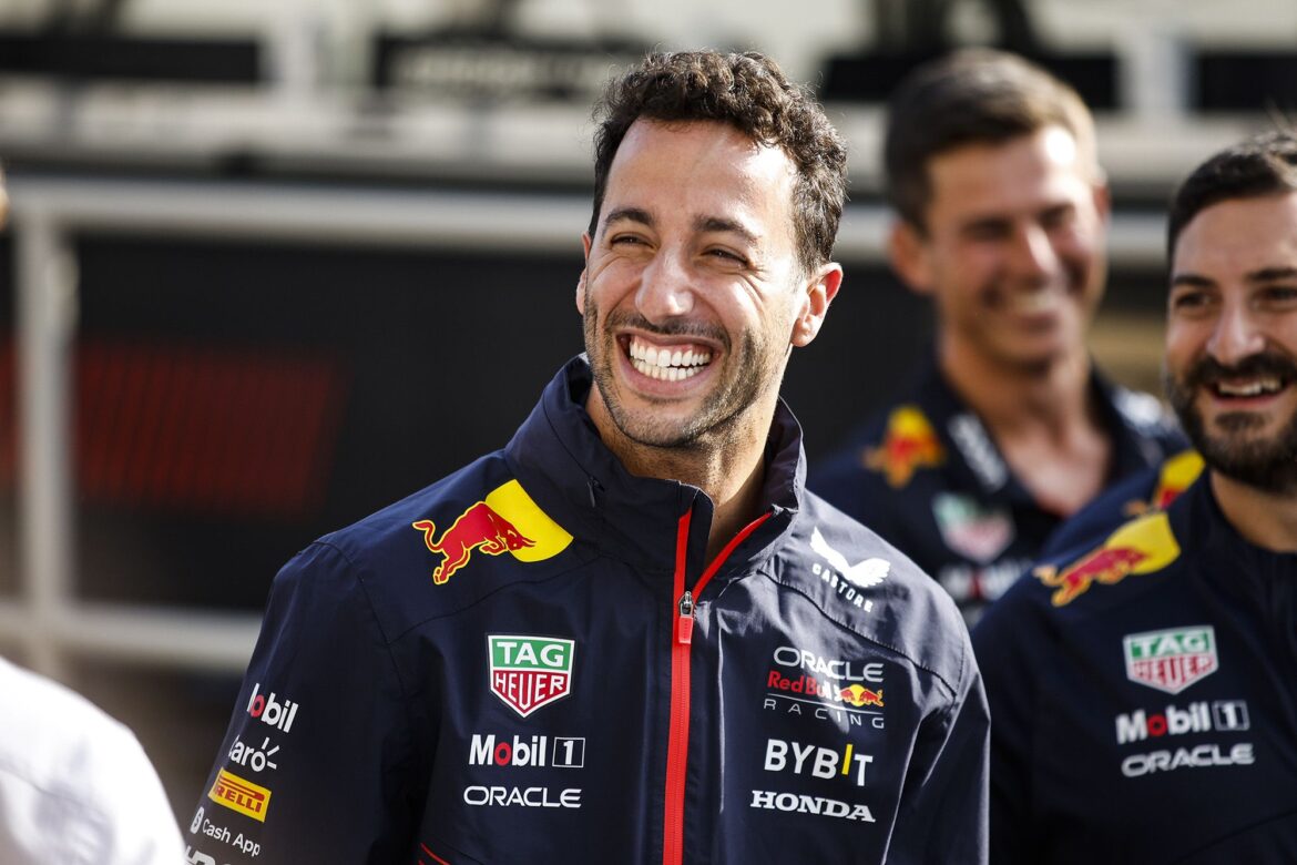 ¡Choque de titanes en la Fórmula 1! Daniel Ricciardo acecha el codiciado asiento de Checo Pérez en Red Bull