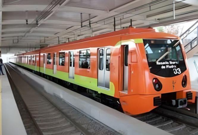 La razón por la que los trenes del Metro de la CDMX son color naranja