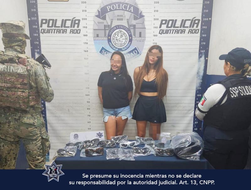 Impiden robo a comercio en la Quinta avenida de Playa del Carmen, dos colombianas son detenidas