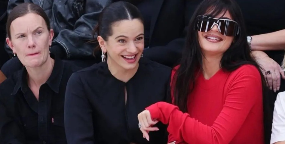 ROSALÍA Y KYLIE JENNER SE HACEN VIRALES EN TIKTOK POR SU ICÓNICO VIDEO EN LA SEMANA DE LA MODA DE PARÍS