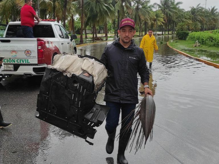 Con mínimas afectaciones, Cancún pasa a Alerta Amarilla tras huracán Berly