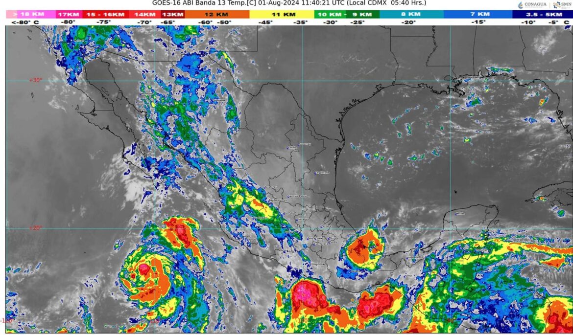 La tormenta tropical Carlotta se aleja de México