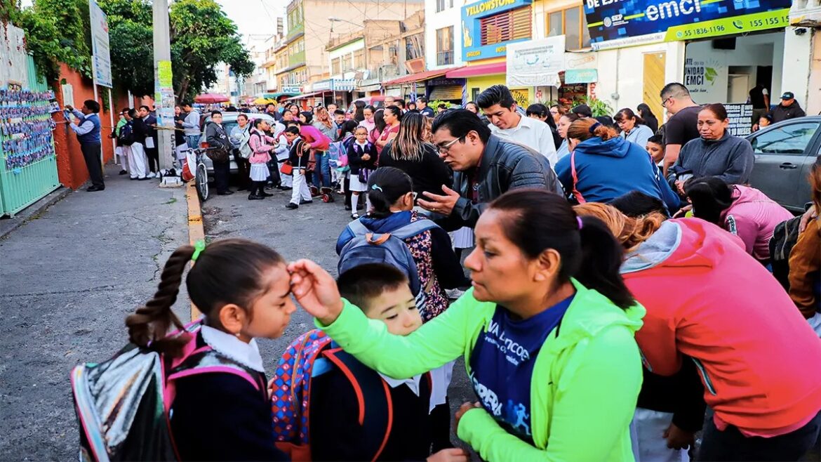 Inicia Ciclo Escolar 2024-2025; regresan a clases 24 millones de alumnos