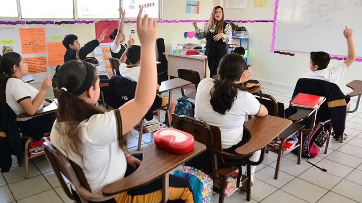 SEP confirma primer puente vacacional en septiembre 2025