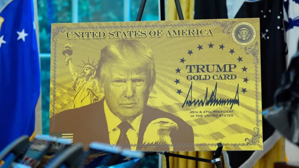 Donald Trump lanza la ‘tarjeta dorada’, visa para “extranjeros extraordinarios” por un millón de dólares