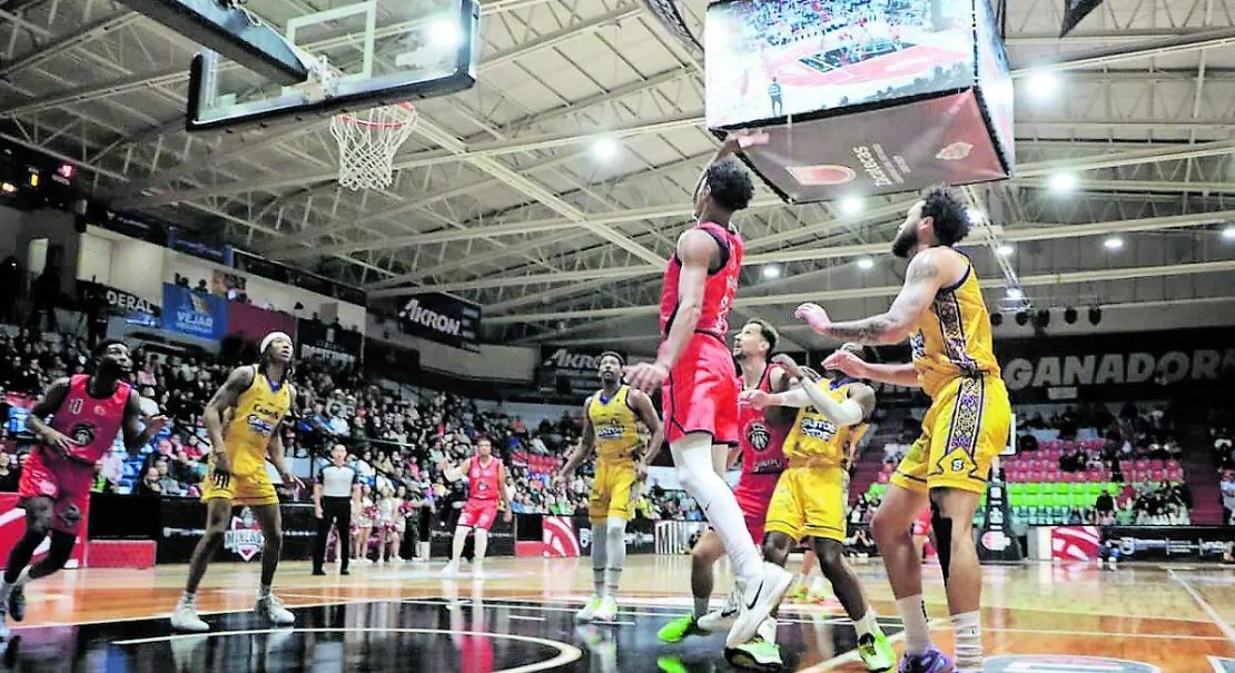 Mineros de Zacatecas superan a Santos en Play In LNBP