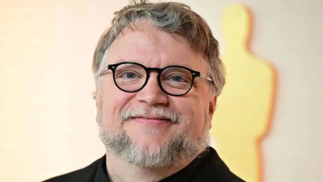Guillermo del Toro vuelve a arremeter sobre los “tiempos peligrosos” de la Inteligencia Artificial