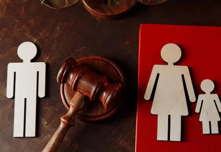 Veracruz bloquea licencias de conducir a deudores de pensión alimenticia