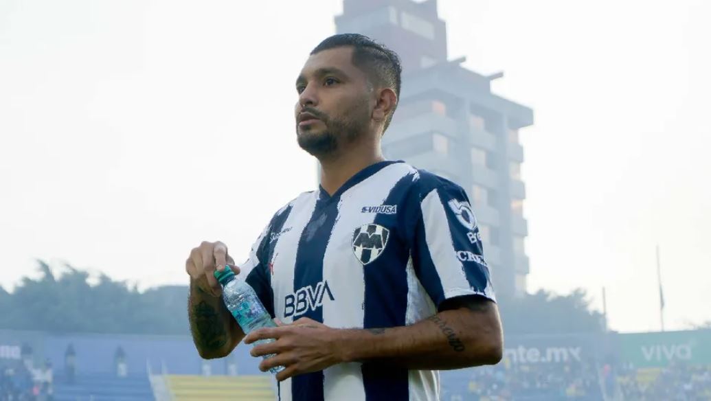 ‘Tecatito’ Corona, el único descartado de Rayados para enfrentar a Toluca