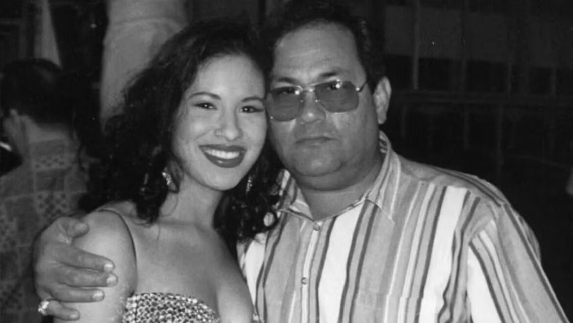 Muere Abraham Quintanilla, padre de Selena: “Con el corazón lleno de tristeza”