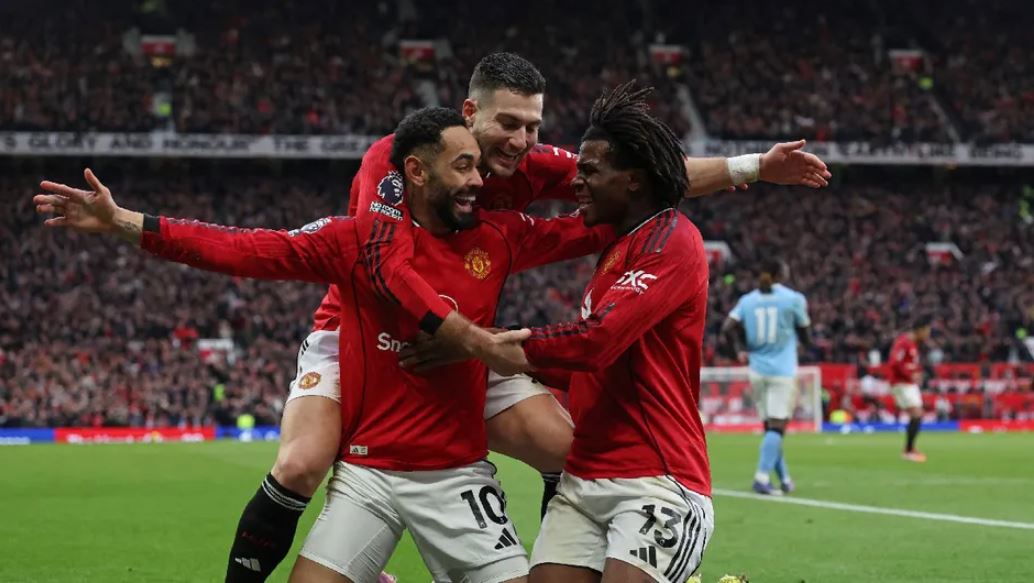 ¡El derbi es Red! Michael Carrick revitaliza al Manchester United con un triunfo ante el Manchester City