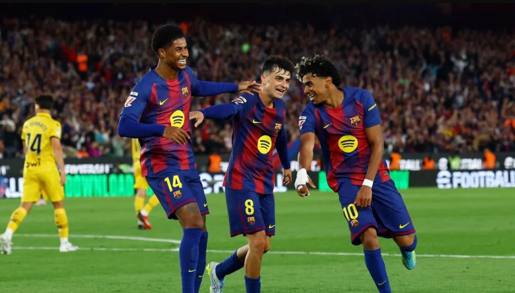 Barcelona se sobrepone a la presión y vence al Espanyol para reforzar su liderato en LaLiga