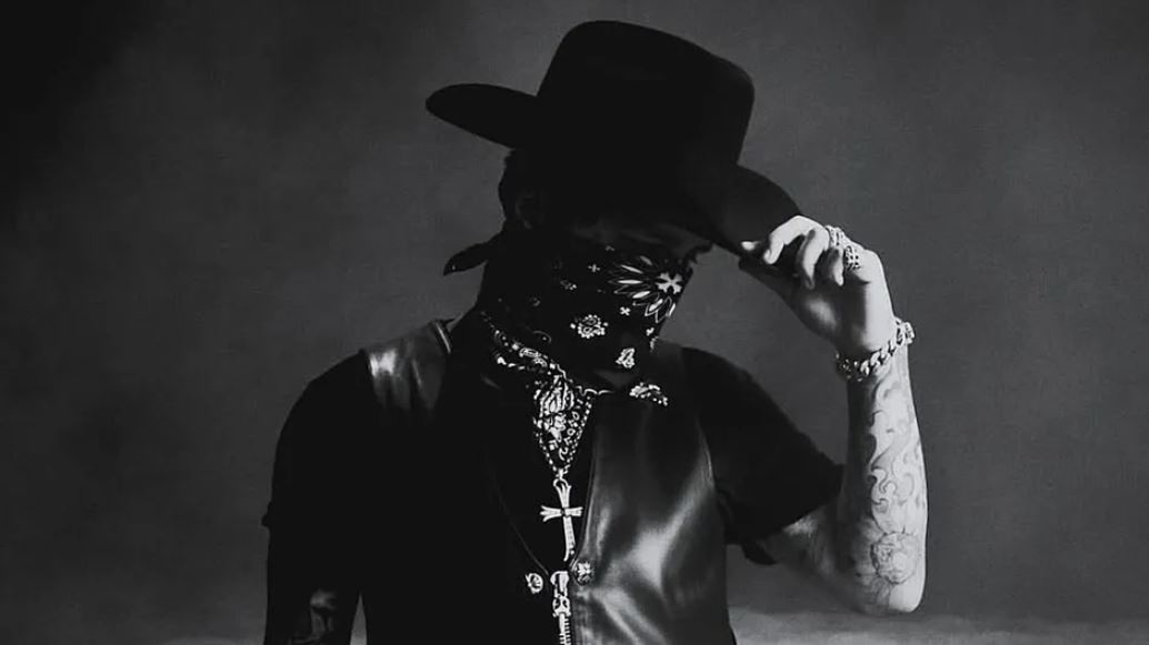 ¿Christian Nodal cambió de nombre? Famoso reaparece en redes sociales; presume tatuaje en honor a Ángela Aguilar