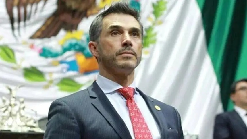 Sergio Mayer renuncia a Morena: El diputado federal se separa de manera definitiva del partido político