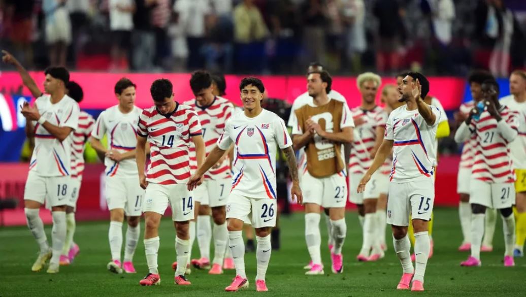 Donald Trump felicita a la selección de Estados Unidos por su “gran victoria” frente a Paraguay