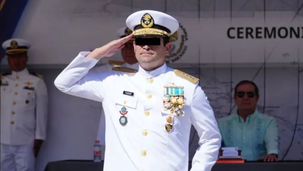 Vicealmirante Farías Laguna solicita ayuda a Claudia Sheinbaum para intervenir en su caso
