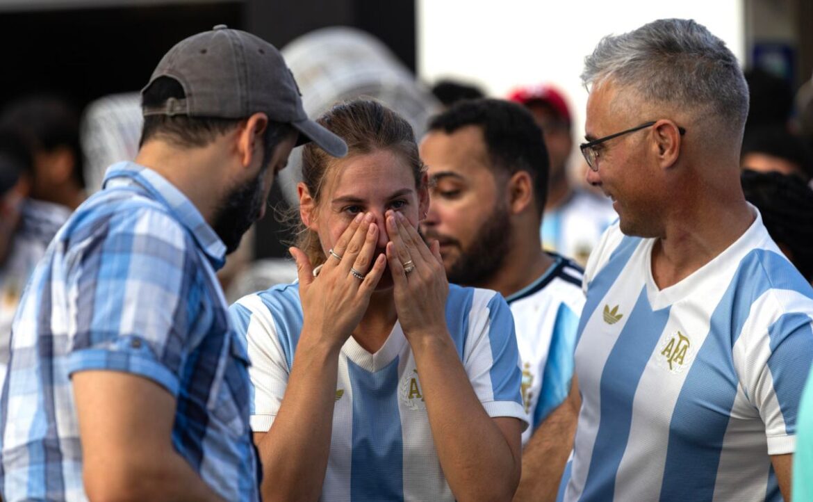 Milei endurece política migratoria contra extranjeros
