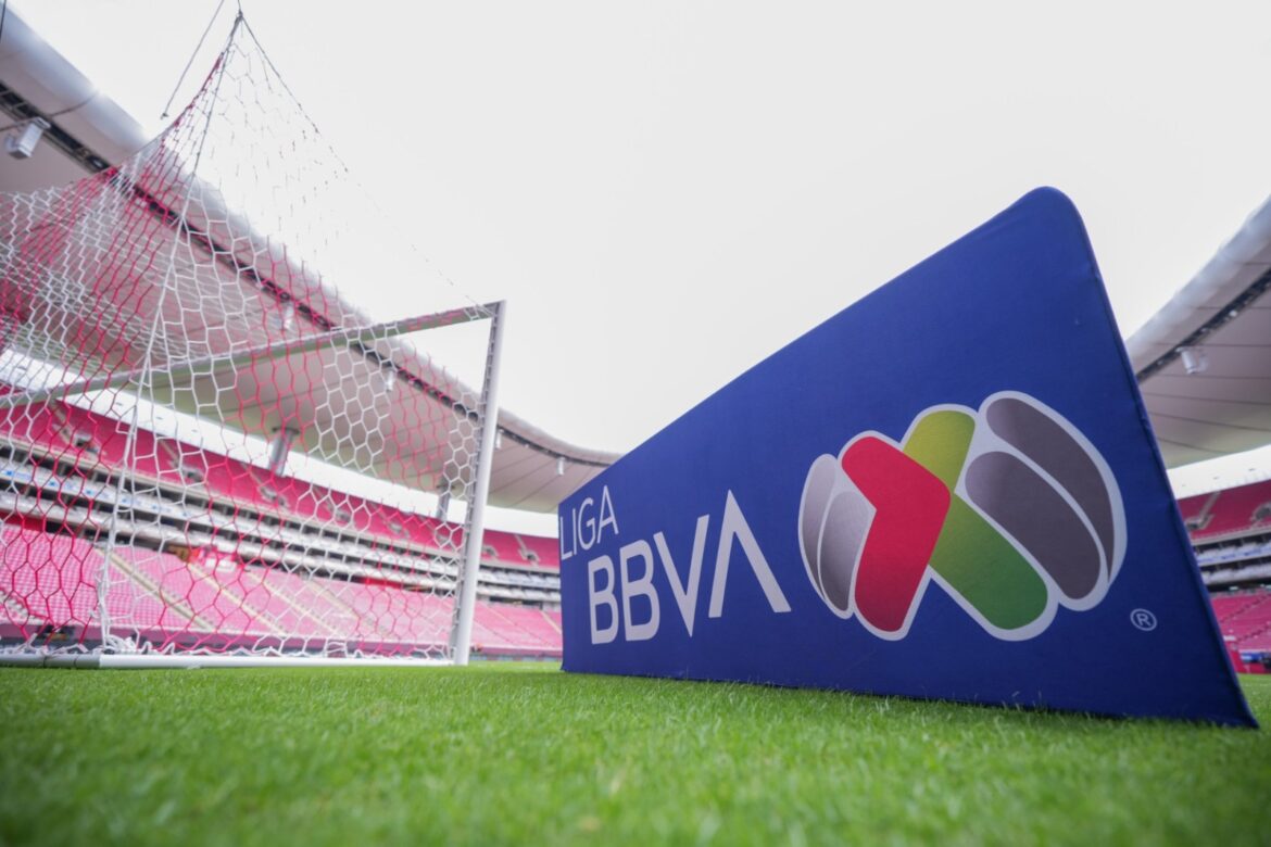 Investigan al futbol mexicano por posibles prácticas monopólicas