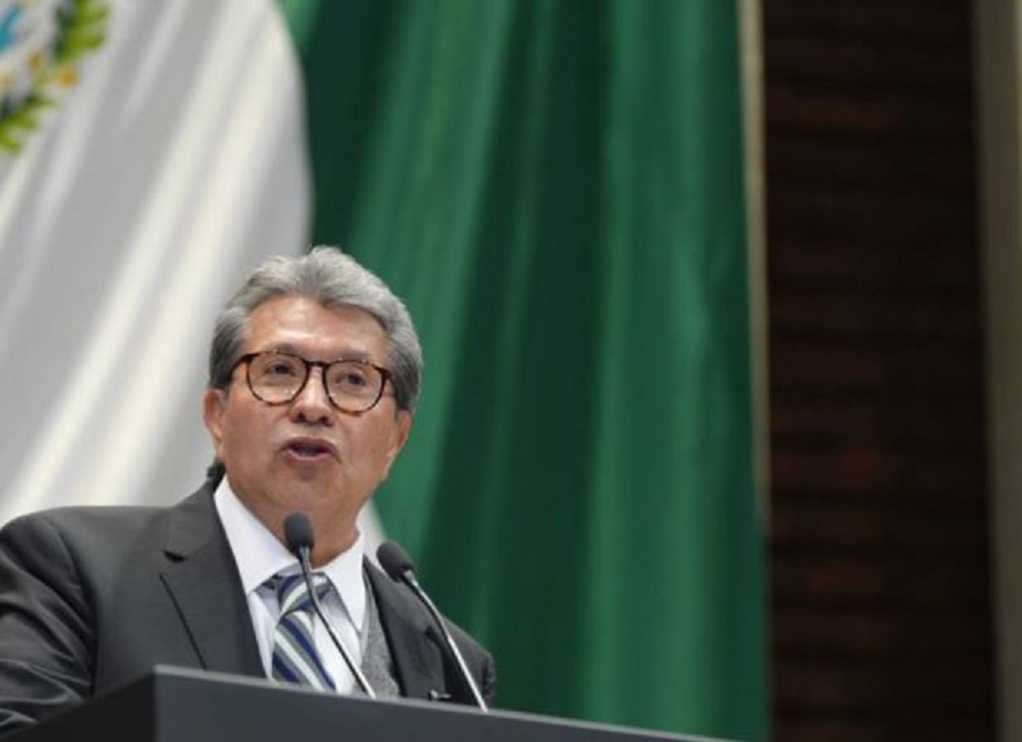Ricardo Monreal destaca legado histórico de la UNAM al inscribirse sus 475 años en el Muro de Honor