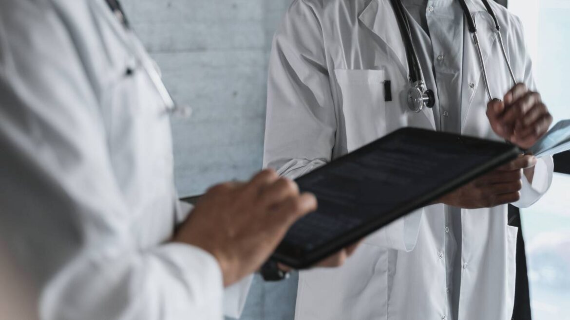 Investigan posible intoxicación de 26 personas en Chiapas